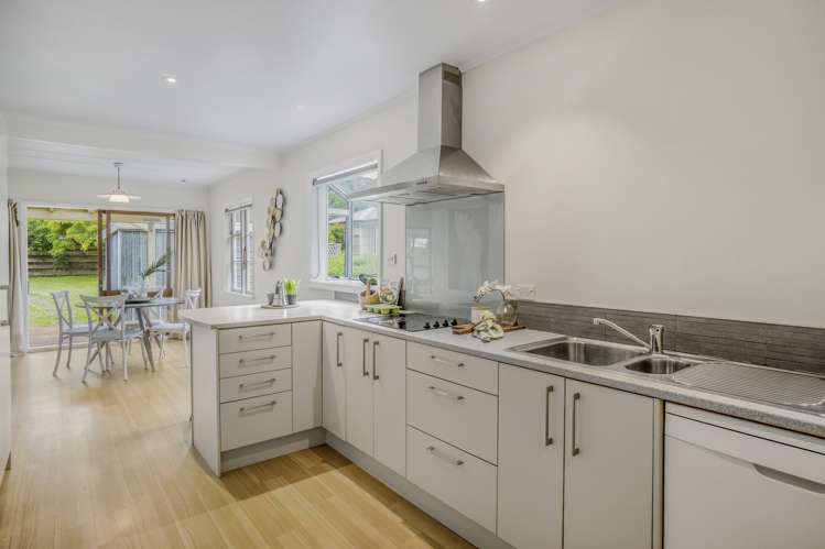 113 Hine Road Wainuiomata_6