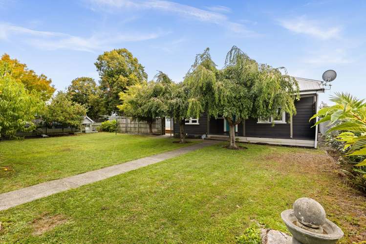 1200 Caroline Road Mayfair_16