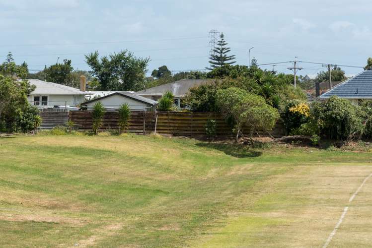 26 Awatere Street Clover Park_18