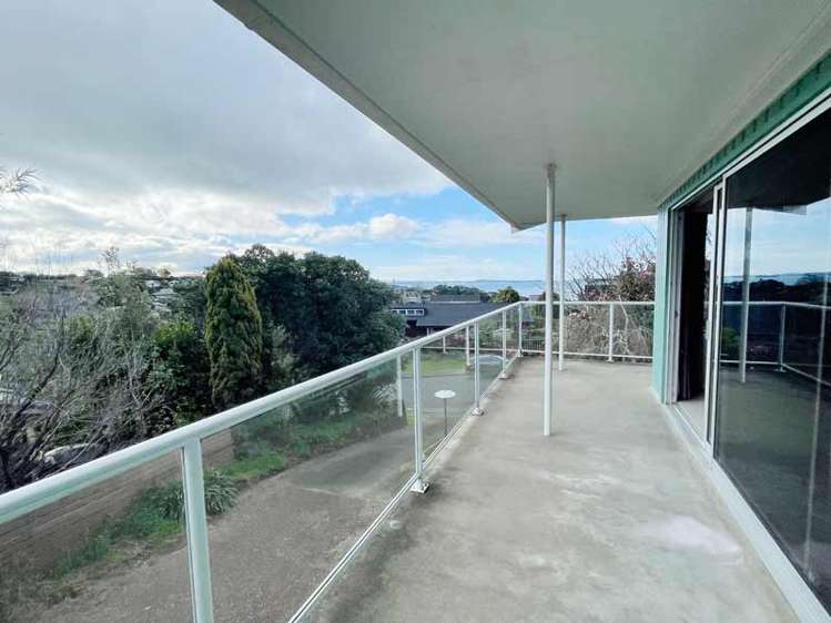 26 Paisley Street Mellons Bay_9