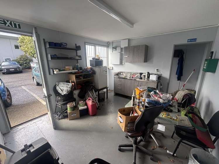 7/6 Brick Street Henderson_7