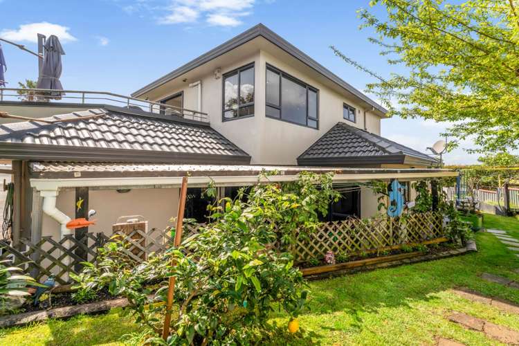 18 Fairlea Road Te Atatu South_12