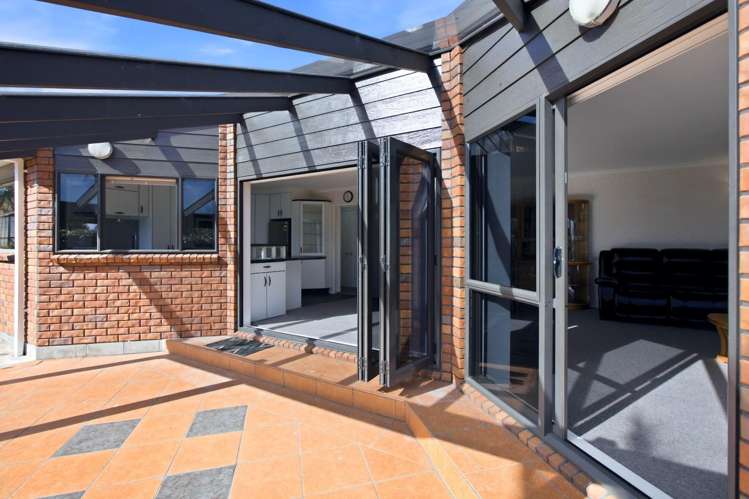 71 Brooklands Road Brooklands_25