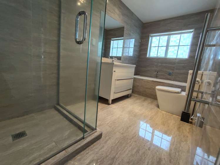 15 Ballindrait Drive Flat Bush_13