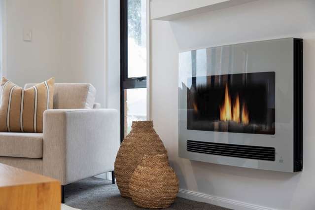 131 Alec Craig Way Gulf Harbour_4