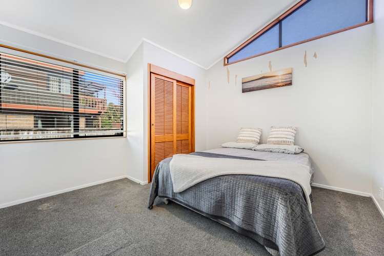 2/153 Whitford Road Somerville_14