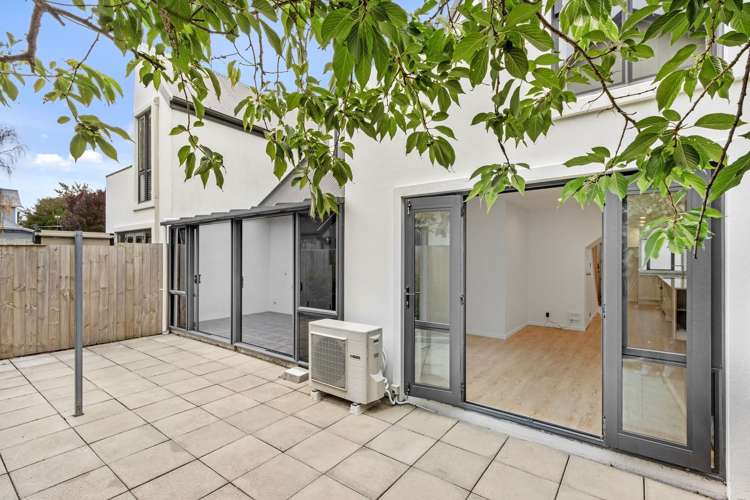 2/15 Ayr Street Riccarton_11