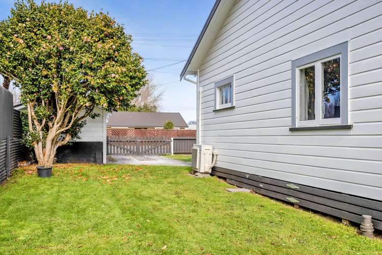 10 Erin Street Hawera_22