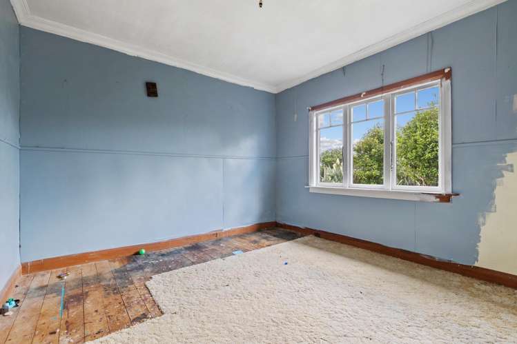 74 Tyndall Street Pahiatua_16