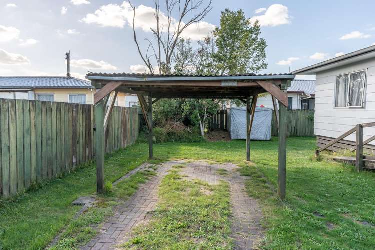 126 Higgins Road_5