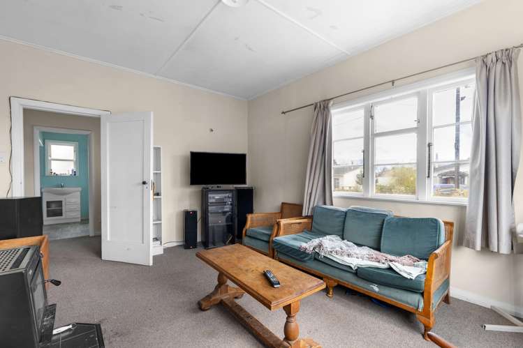 17 Robert Street Marton_10