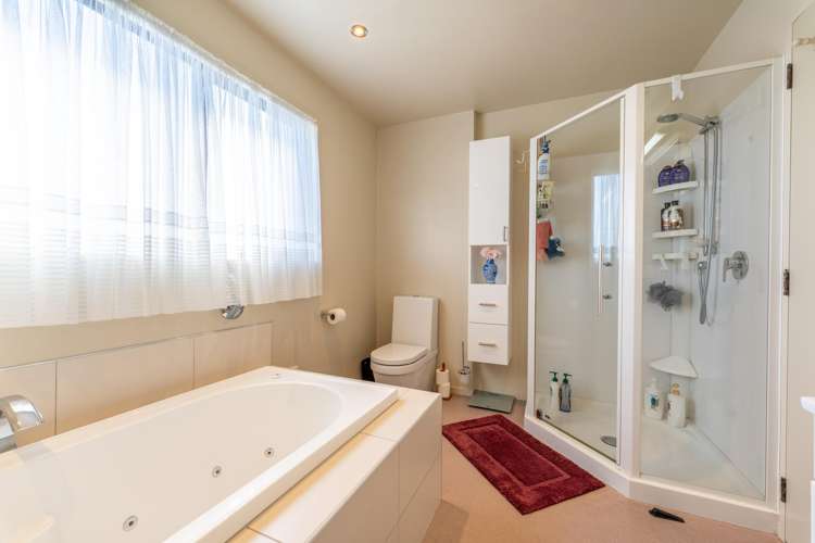 44 Benmore Street Glenwood_10