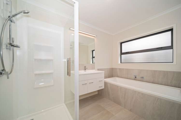 5 Oakmont Crescent Waiwhakaiho_9