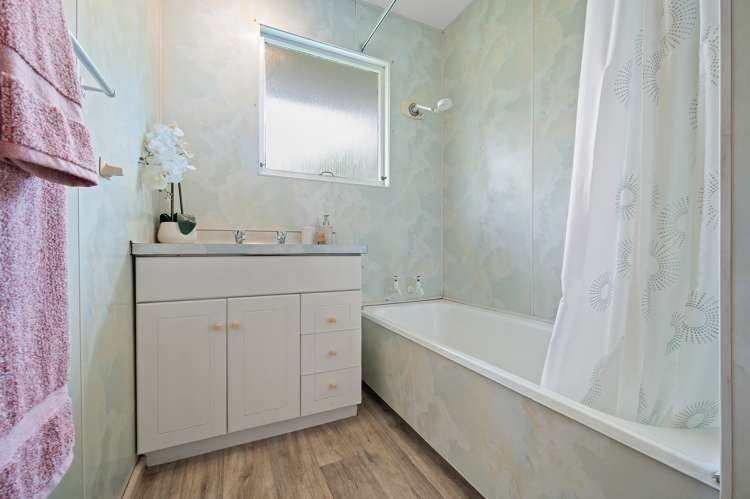 12 Templetons Road Hillmorton_19