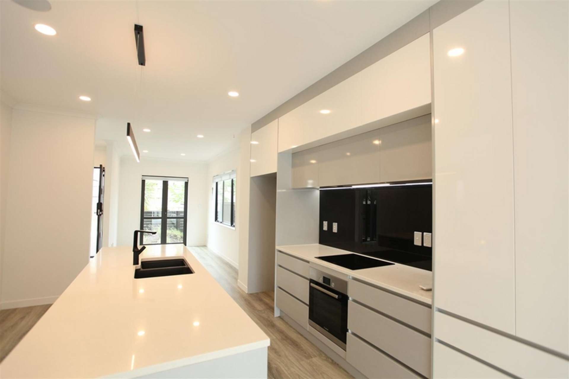 8 Blackbird Lane Hobsonville_0