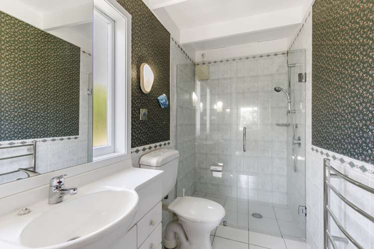 39 Lucknow Terrace Khandallah_16