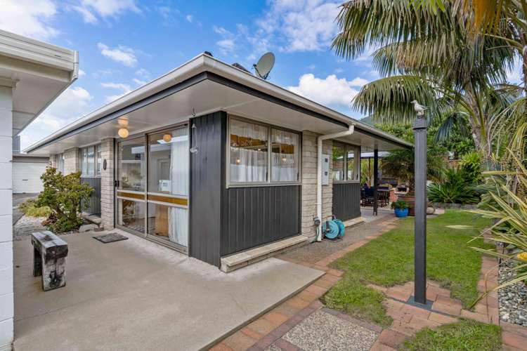 5B Monarch Grove Pauanui_17