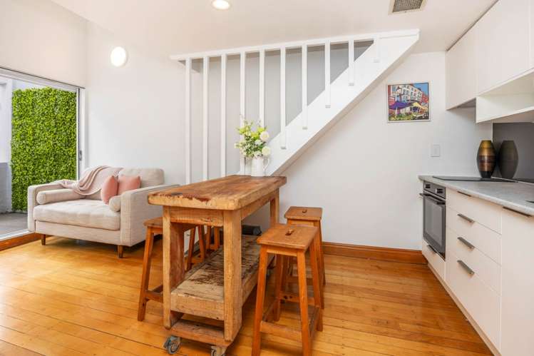 2/12 East Street Newton_6