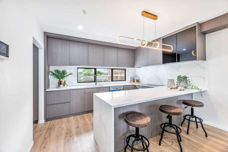 2/12 Tawera Road Greenlane_2