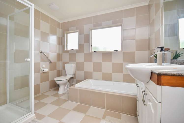 20 Longview Rise Massey_12