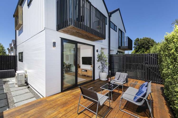 70A Neil Avenue Te Atatu Peninsula_12