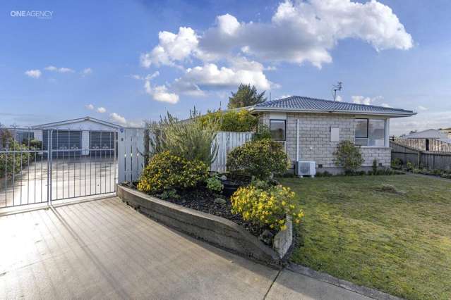9 Cornet Lane Aranui_1