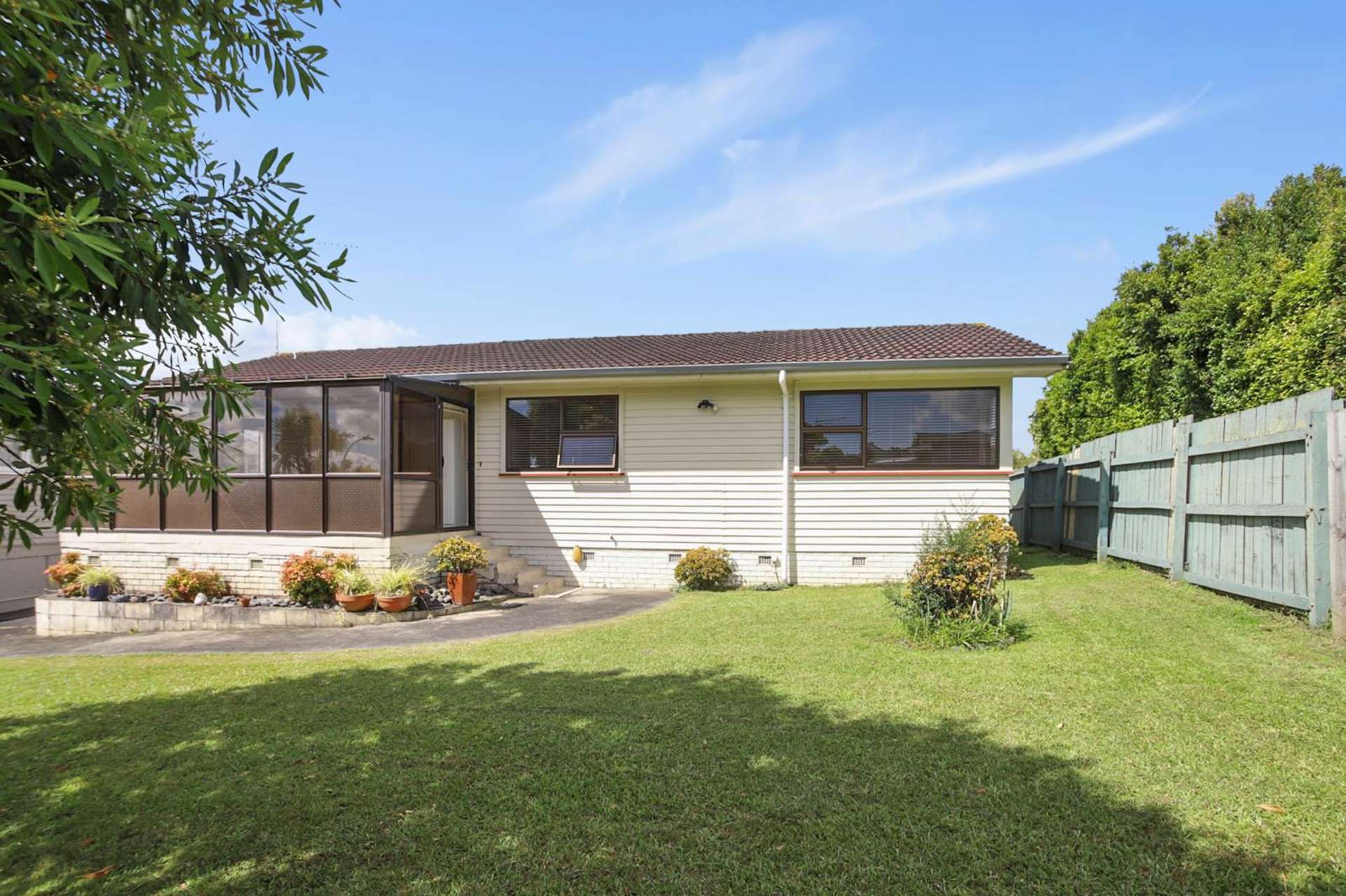 5 Manapouri Place Pakuranga Heights_0