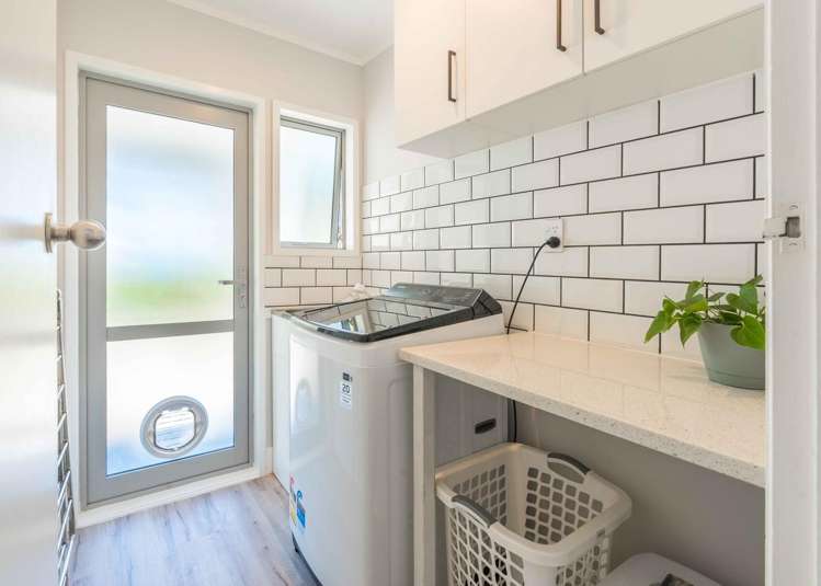 68 Windsor Road Bellevue_18