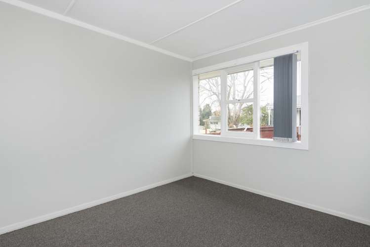 2/215 Swanson Road Henderson_16