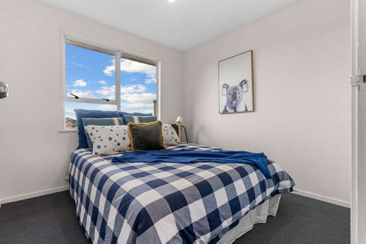 5 Montague Place Onerahi_10