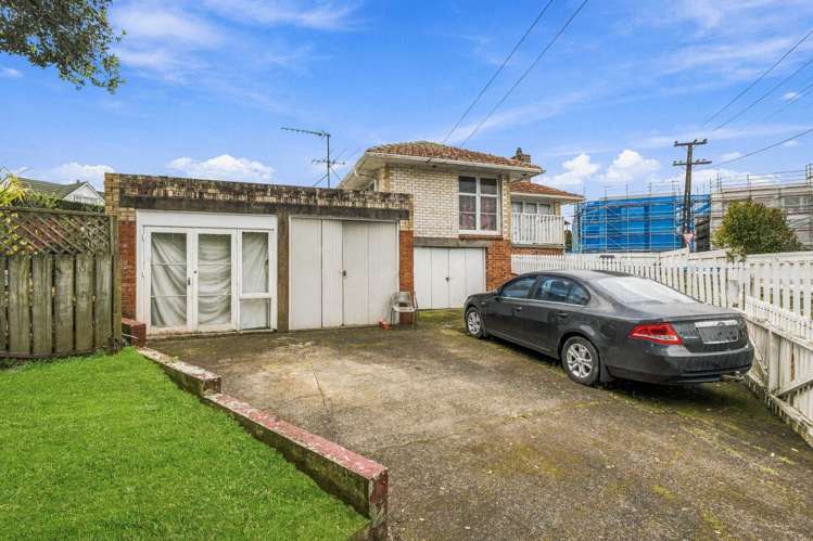 27 Claude Road_4