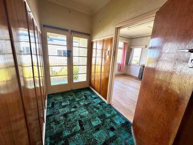 228 Clyde Street Balclutha_11