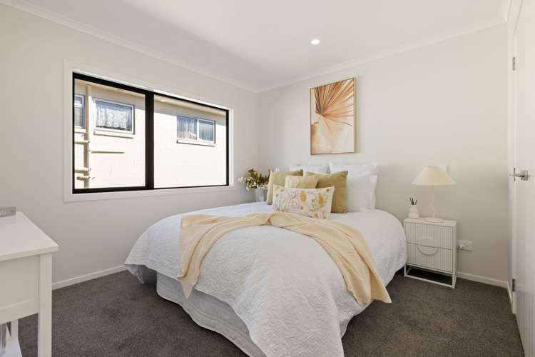 2, 3, 4/29 Palmerston Street Hamilton Central_8