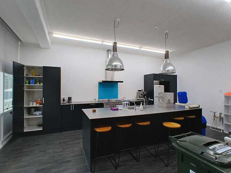 Tenancy 2/405-407 King Street Hastings_5