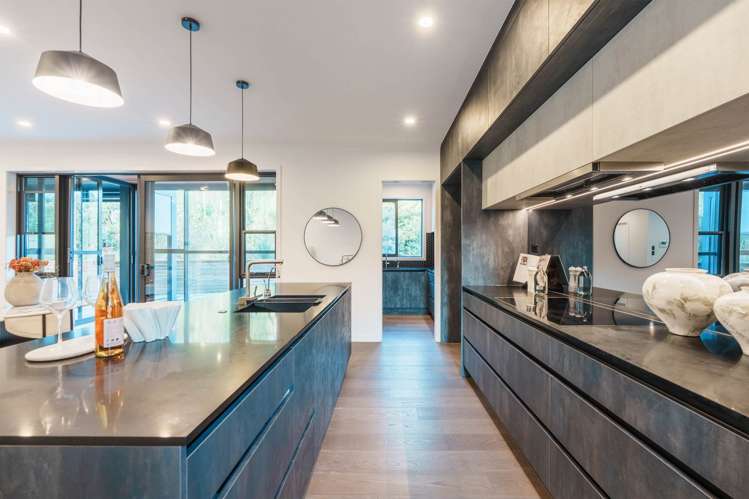 5 Kina Place Long Bay_25