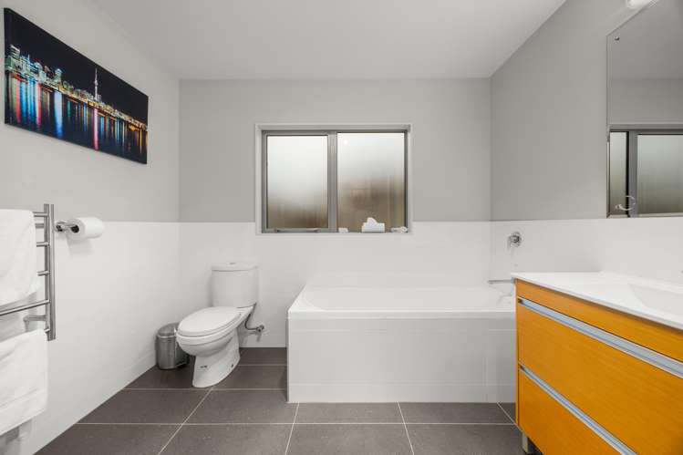 28a Waipani Road Te Atatu Peninsula_23