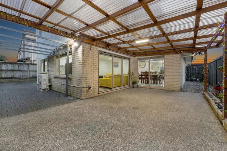 10 Fernloche Place Flat Bush_23