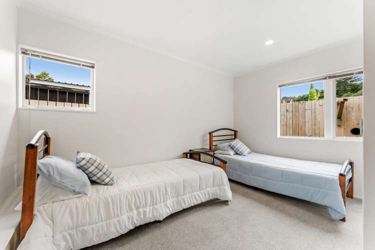 2/64 Mckenzie Avenue Arkles Bay_13