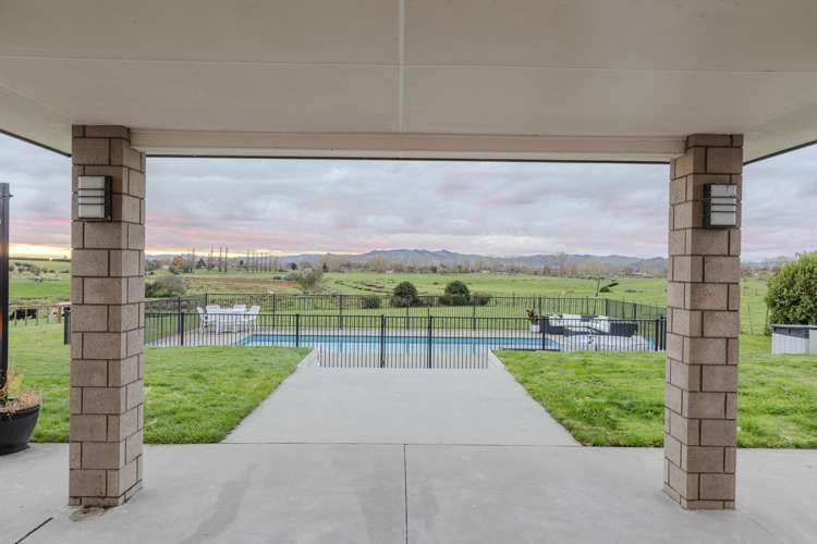 275 Redoubt Road_0
