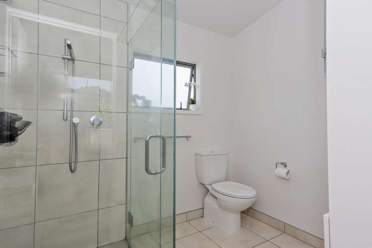 54 Hollister Lane Ohauiti_19