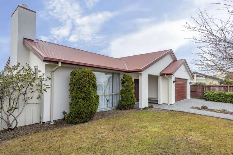 54 Pentecost Road 11353_1