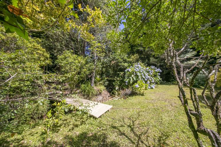 54 Sylvan Valley Avenue Titirangi_14