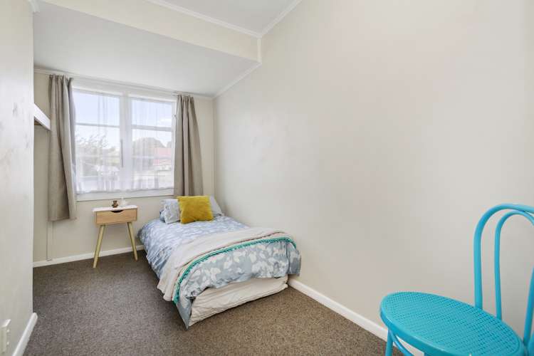 24 Churton Crescent Taita_8