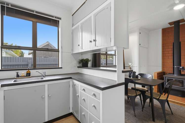 311 Crinan Street Georgetown_8