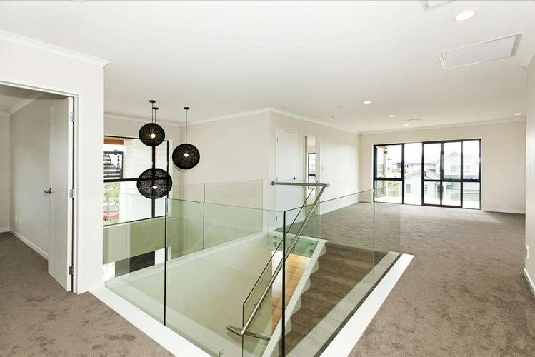 6 Greenlink Rise Long Bay_5