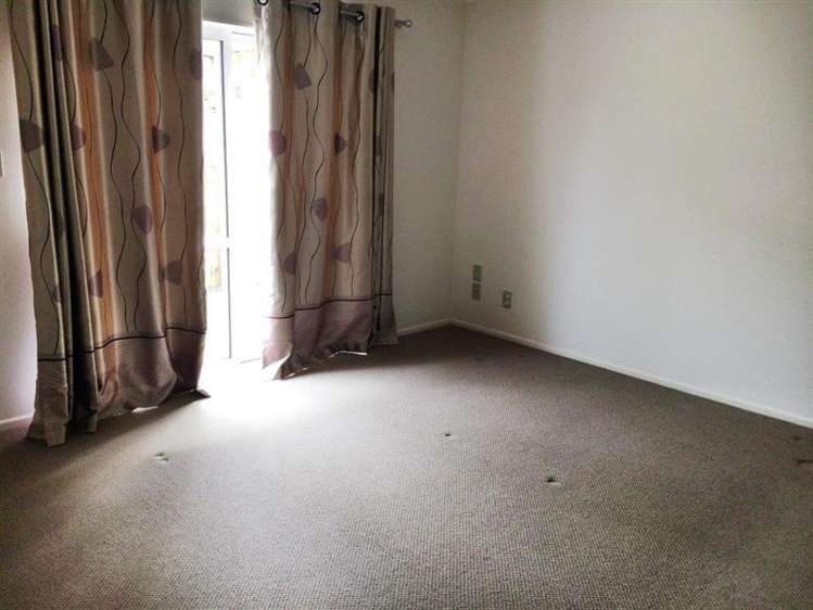 12 Brancott Place Flat Bush_6