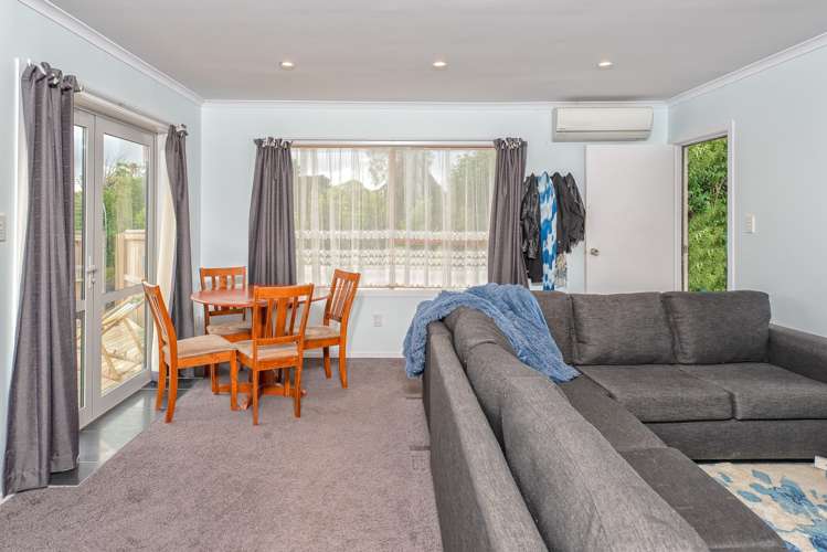 16a Churchill Avenue Manurewa_8