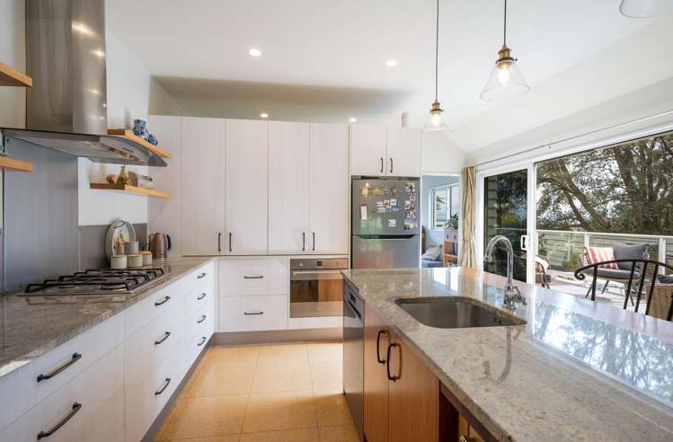 5 Montebello Avenue Stoke_11