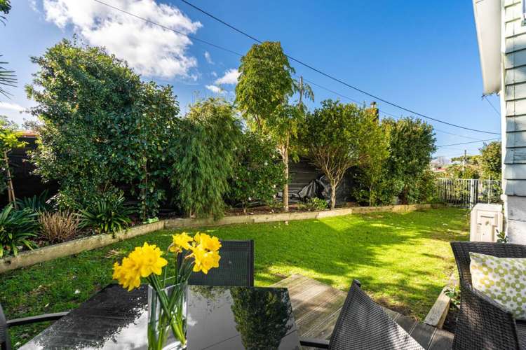 1/9 Mayburn Road Te Atatu Peninsula_5