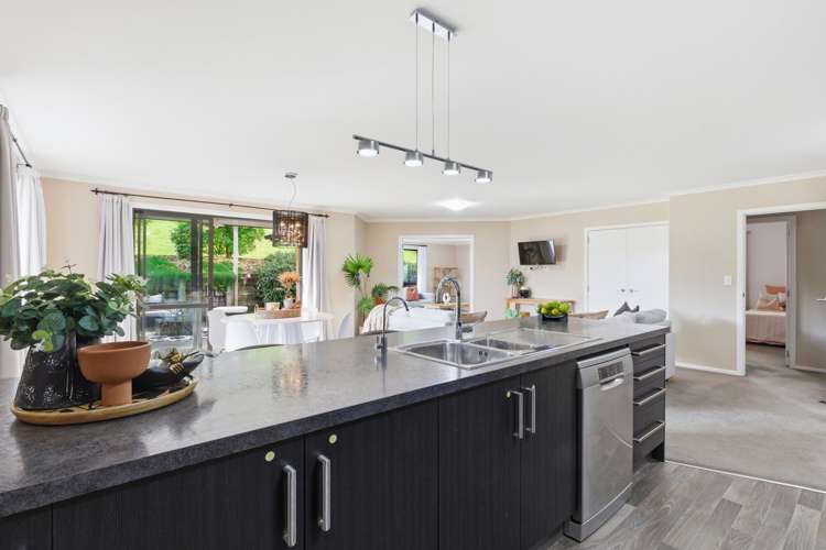 21 Bathurst Crescent_0